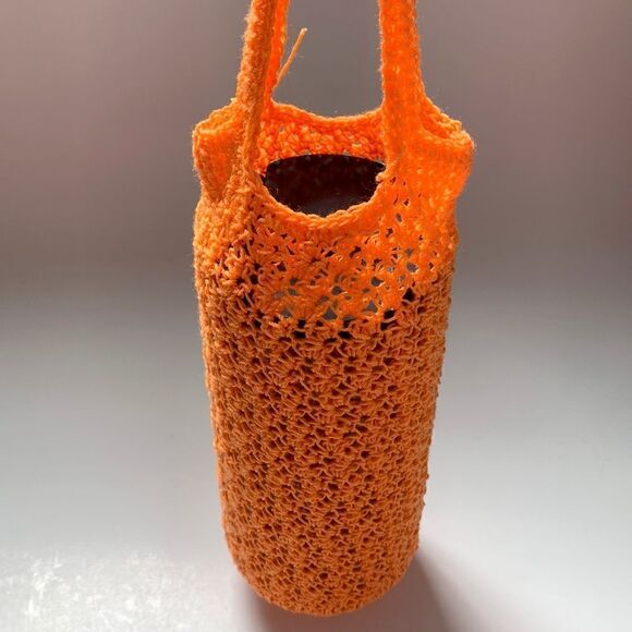 🧶Crochet Bottle Case with Handle - Picture 5 of 5
